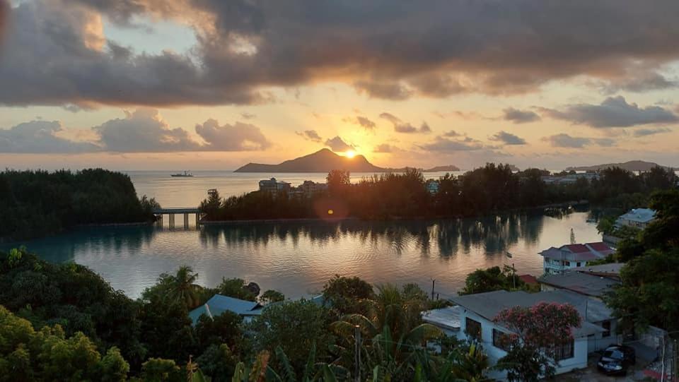 빅토리아 Hibiscus House Seychelles Self Catering 아파트 외부 사진