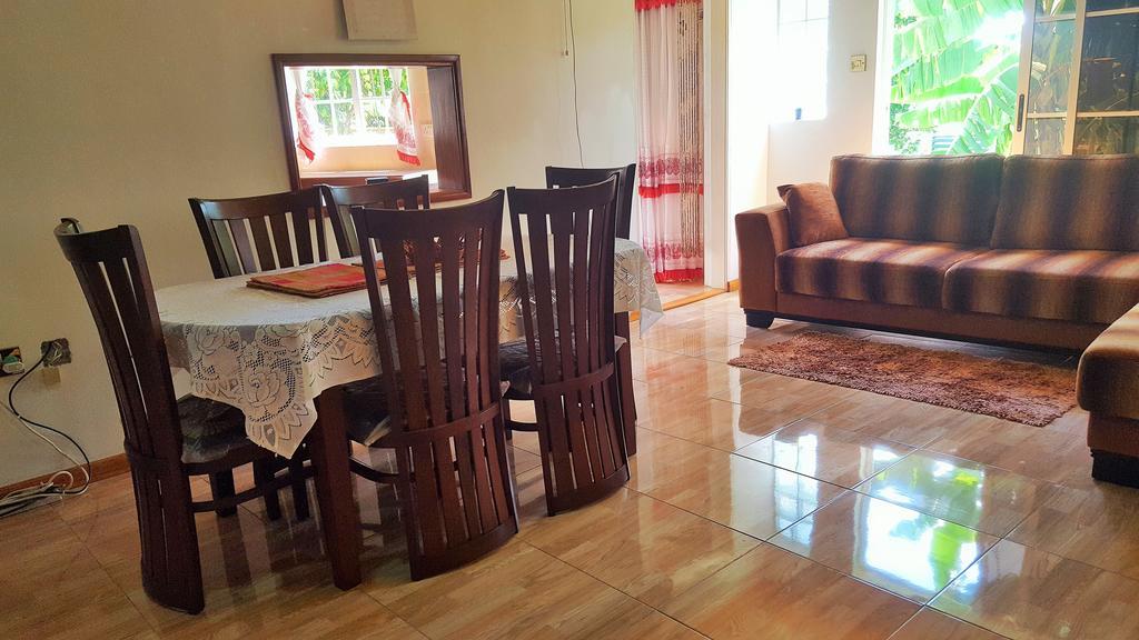 빅토리아 Hibiscus House Seychelles Self Catering 아파트 외부 사진