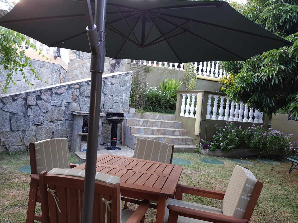 빅토리아 Hibiscus House Seychelles Self Catering 아파트 외부 사진