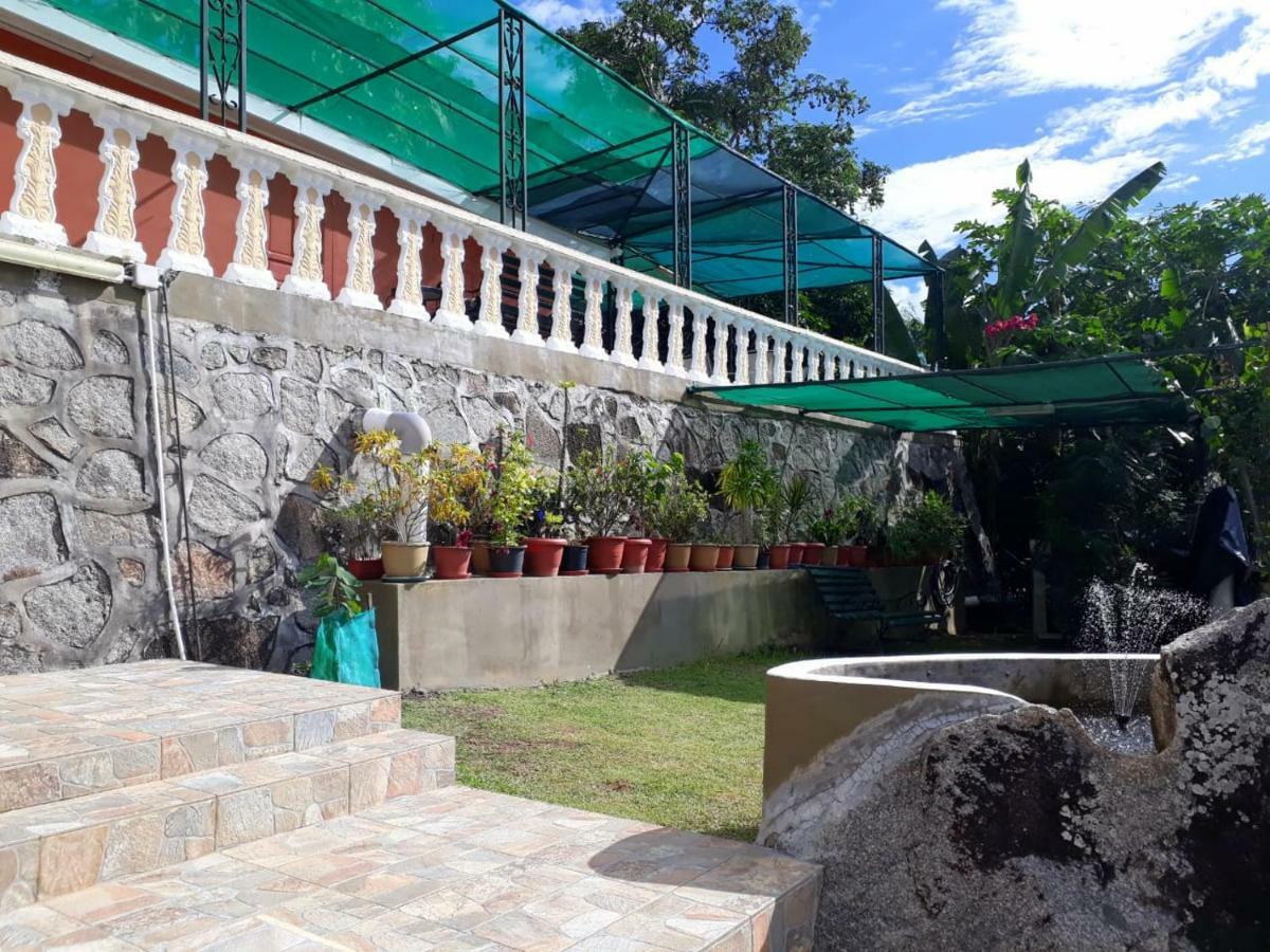 빅토리아 Hibiscus House Seychelles Self Catering 아파트 외부 사진